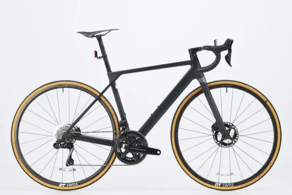 50033167-R10201AC23D5043 Canyon Ultimate CFR Di2